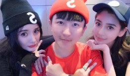 娱乐圈吃瓜背景图女男生,揭秘明星情侣的甜蜜与纠葛